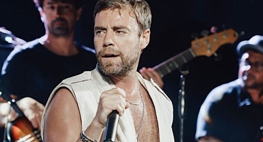 MURAT DALKILIÇ’TAN YILIN SÜRPRİZİ!