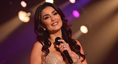 ESRA ÖZTÜRK'TEN TÜRKİYE'DE BİR İLK