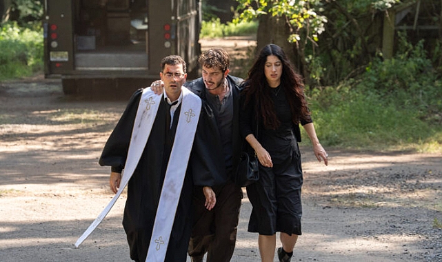 BORAN KUZUM’UN ANA KADROSUNDA YER ALDIĞI ABD NETFLIX YAPIMI, BIG MISTAKES’İN İLK FRAGMANI YAYINLANDI!